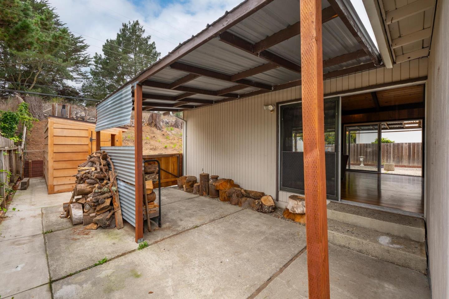 Detail Gallery Image 29 of 39 For 1089 Sycamore Dr, Millbrae,  CA 94030 - 3 Beds | 2 Baths