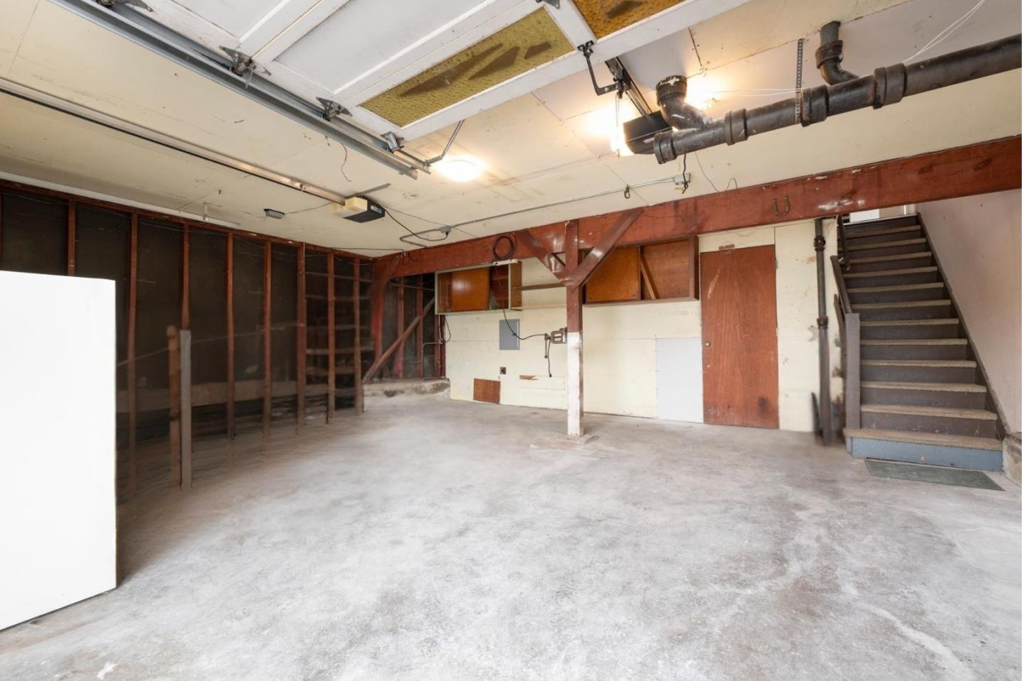 Detail Gallery Image 30 of 39 For 1089 Sycamore Dr, Millbrae,  CA 94030 - 3 Beds | 2 Baths