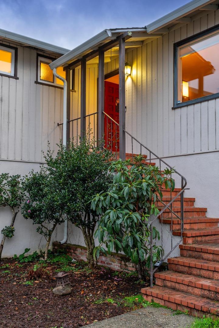 Detail Gallery Image 33 of 39 For 1089 Sycamore Dr, Millbrae,  CA 94030 - 3 Beds | 2 Baths