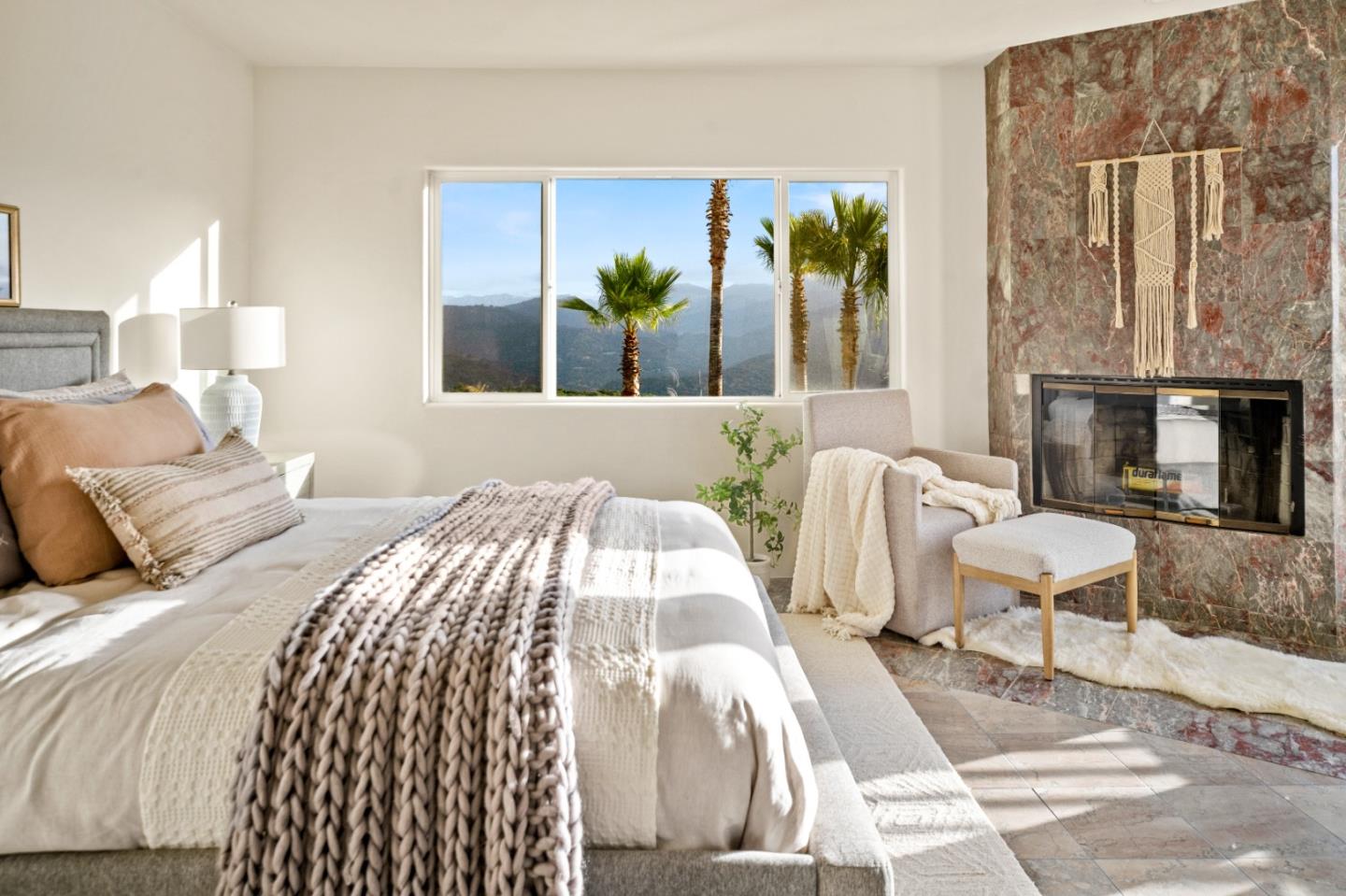 Detail Gallery Image 20 of 30 For 320 El Caminito Rd, Carmel Valley,  CA 93924 - 3 Beds | 2/1 Baths