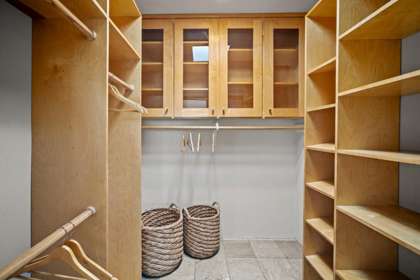 Detail Gallery Image 21 of 30 For 320 El Caminito Rd, Carmel Valley,  CA 93924 - 3 Beds | 2/1 Baths