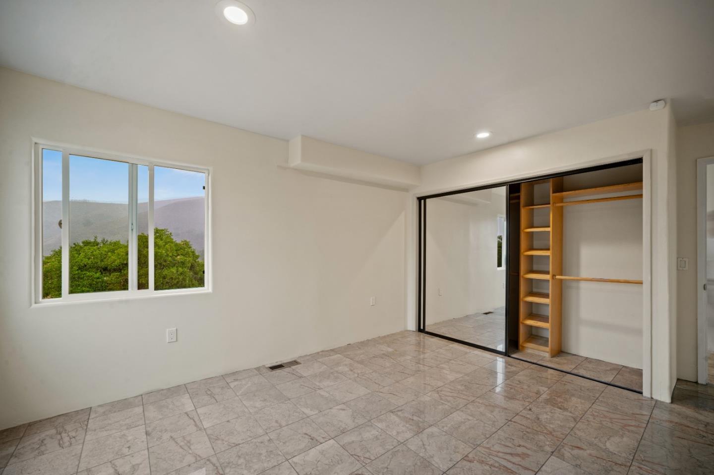 Detail Gallery Image 26 of 30 For 320 El Caminito Rd, Carmel Valley,  CA 93924 - 3 Beds | 2/1 Baths