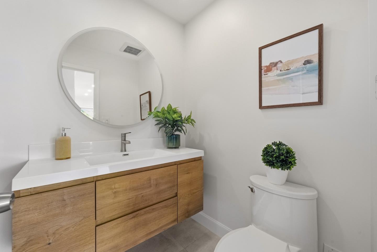 Detail Gallery Image 20 of 41 For 142 Shooting Star Isle, Foster City,  CA 94404 - 4 Beds | 2/1 Baths