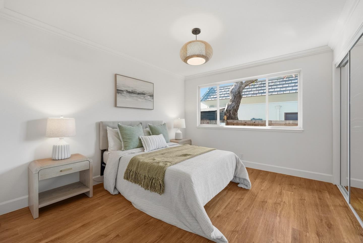 Detail Gallery Image 31 of 41 For 142 Shooting Star Isle, Foster City,  CA 94404 - 4 Beds | 2/1 Baths