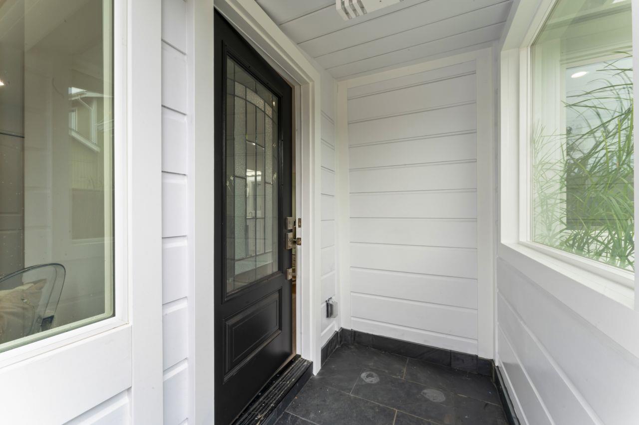 Detail Gallery Image 16 of 22 For 335 Monterey St, Brisbane,  CA 94005 - 2 Beds | 1 Baths