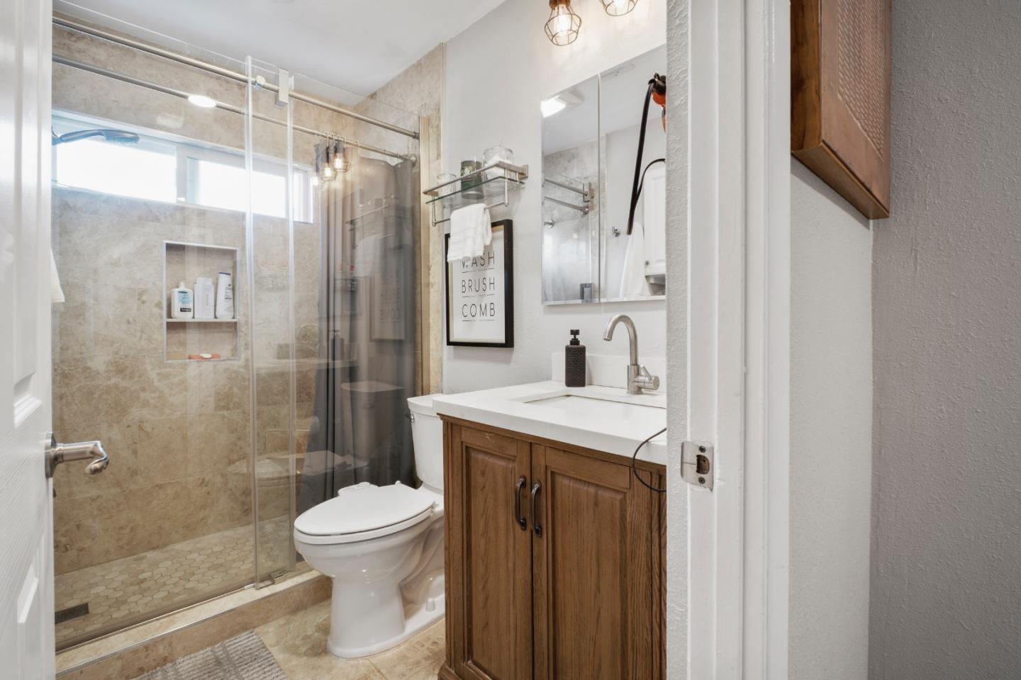 Detail Gallery Image 8 of 40 For 5393 Palm Grove Ct, San Jose,  CA 95123 - 3 Beds | 1/1 Baths