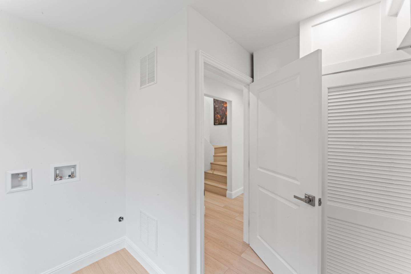 Detail Gallery Image 14 of 30 For 339 Monterey St, Brisbane,  CA 94005 - 2 Beds | 2/1 Baths