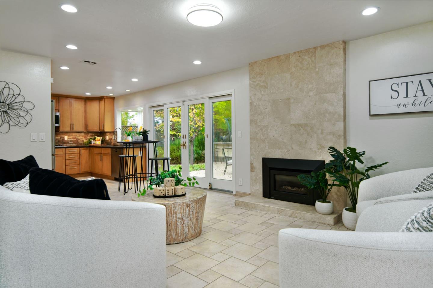 Detail Gallery Image 15 of 43 For 6228 via De Adrianna, San Jose,  CA 95120 - 3 Beds | 2 Baths