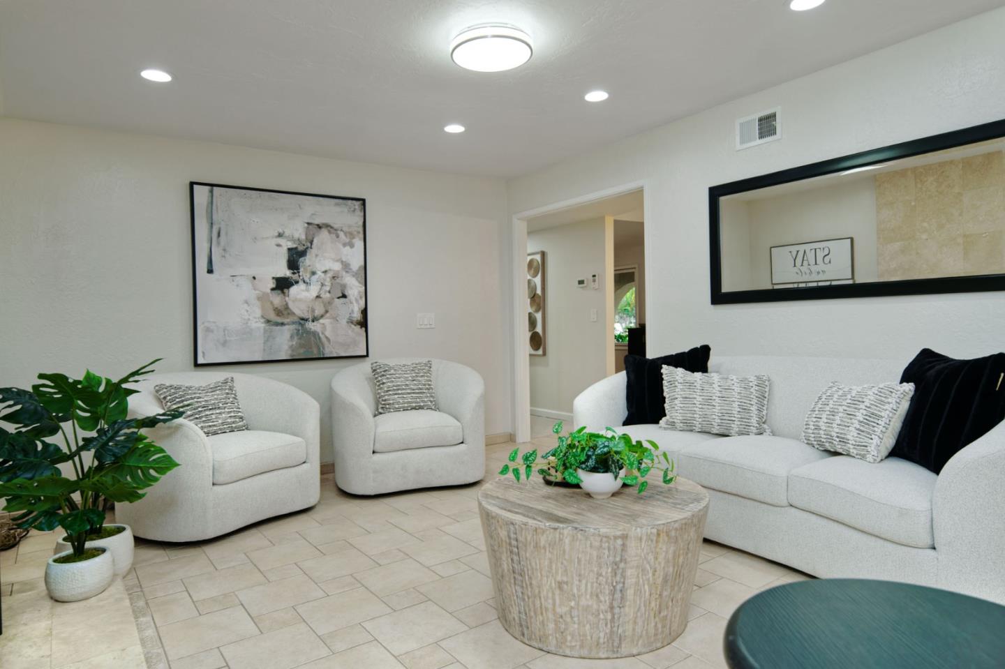 Detail Gallery Image 16 of 43 For 6228 via De Adrianna, San Jose,  CA 95120 - 3 Beds | 2 Baths