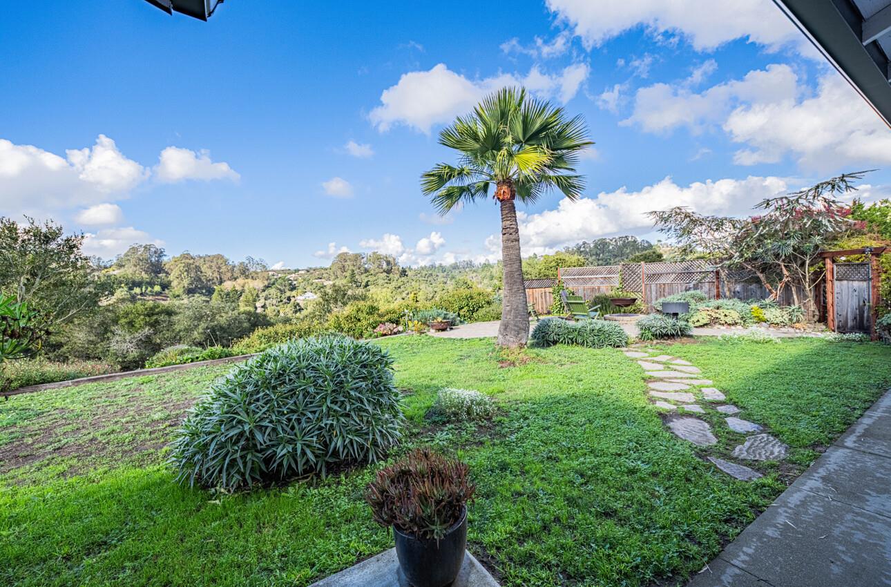 Detail Gallery Image 14 of 54 For 7561 Chester Dr, Salinas,  CA 93907 - 3 Beds | 2 Baths