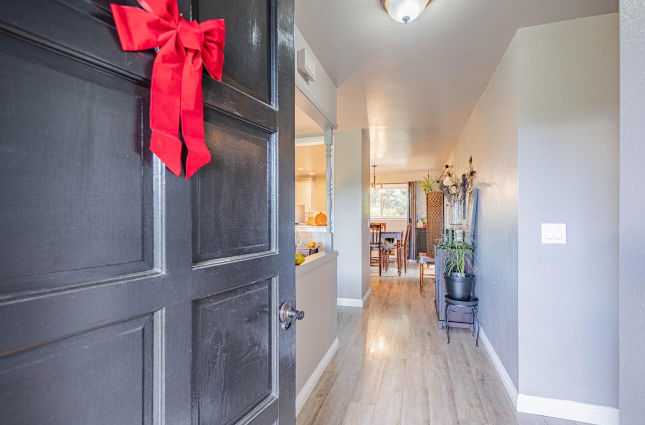 Detail Gallery Image 15 of 54 For 7561 Chester Dr, Salinas,  CA 93907 - 3 Beds | 2 Baths