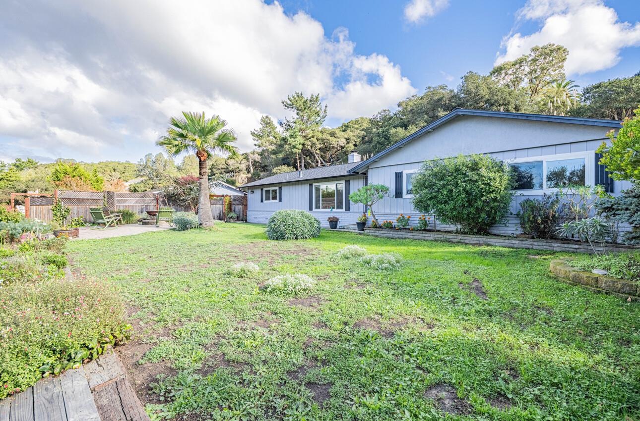 Detail Gallery Image 7 of 54 For 7561 Chester Dr, Salinas,  CA 93907 - 3 Beds | 2 Baths