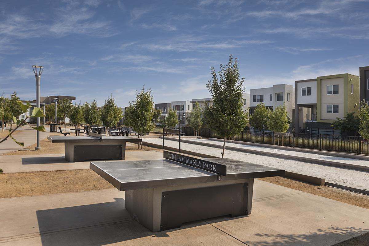 Detail Gallery Image 10 of 10 For 727 Altino Blvd, San Jose,  CA 95136 - 4 Beds | 3/1 Baths