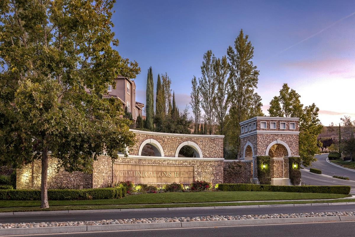 Detail Gallery Image 7 of 10 For 727 Altino Blvd, San Jose,  CA 95136 - 4 Beds | 3/1 Baths