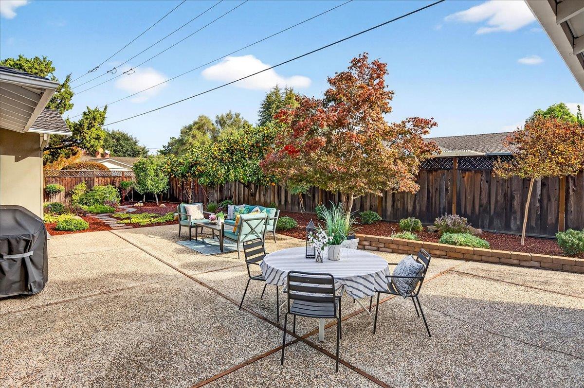 Detail Gallery Image 15 of 41 For 12058 Candy Ln, Saratoga,  CA 95070 - 4 Beds | 2/1 Baths