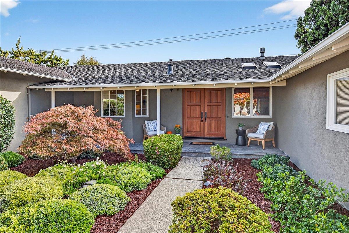 Detail Gallery Image 7 of 41 For 12058 Candy Ln, Saratoga,  CA 95070 - 4 Beds | 2/1 Baths