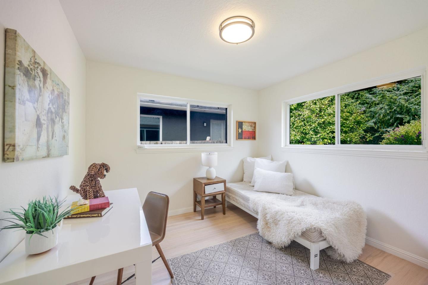 Detail Gallery Image 13 of 45 For 655 George St, Montara,  CA 94037 - 2 Beds | 1 Baths