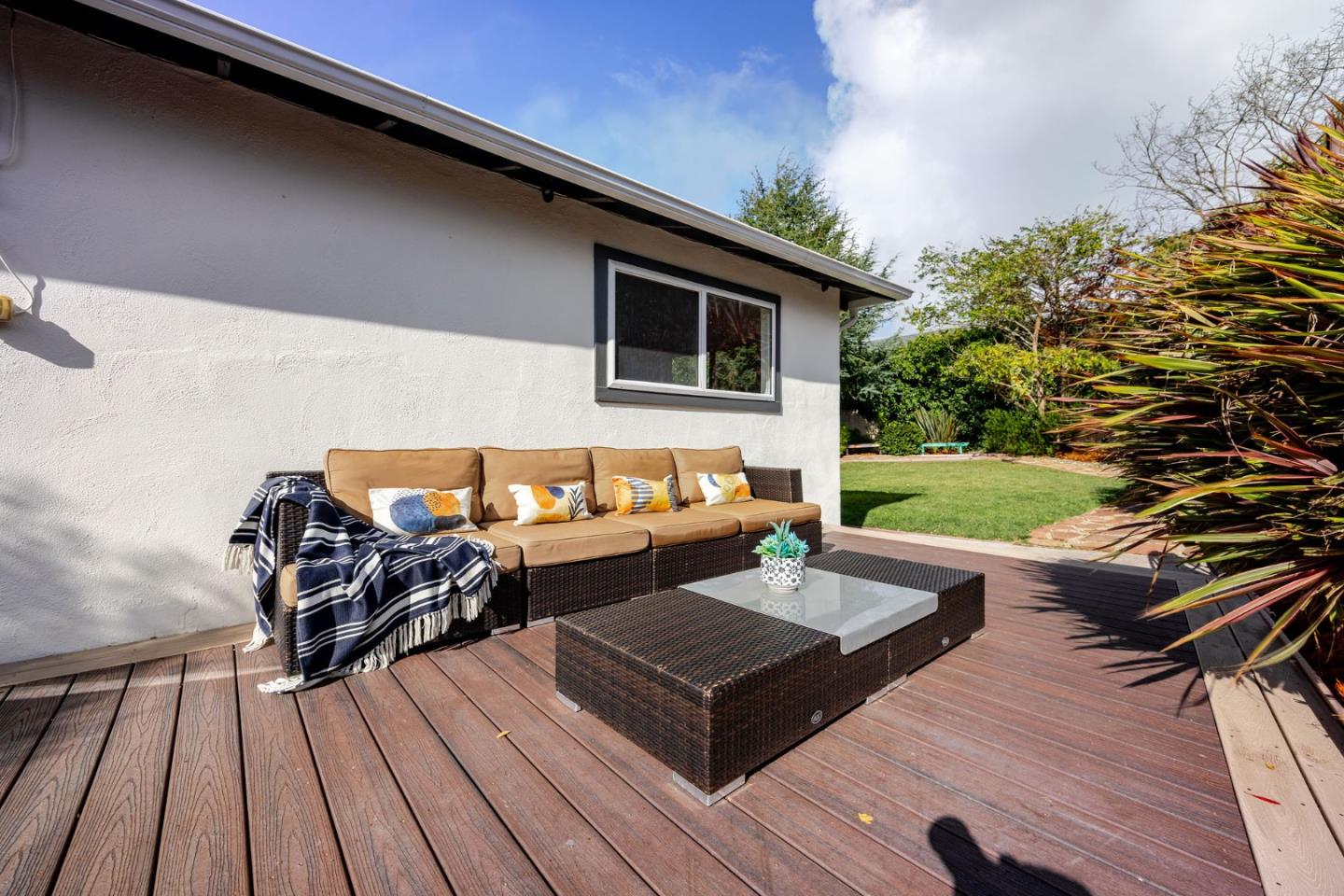 Detail Gallery Image 24 of 45 For 655 George St, Montara,  CA 94037 - 2 Beds | 1 Baths