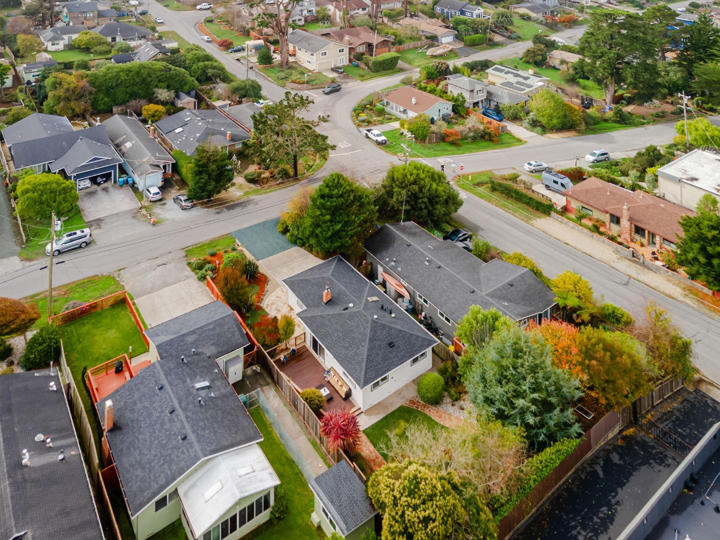 Detail Gallery Image 38 of 45 For 655 George St, Montara,  CA 94037 - 2 Beds | 1 Baths