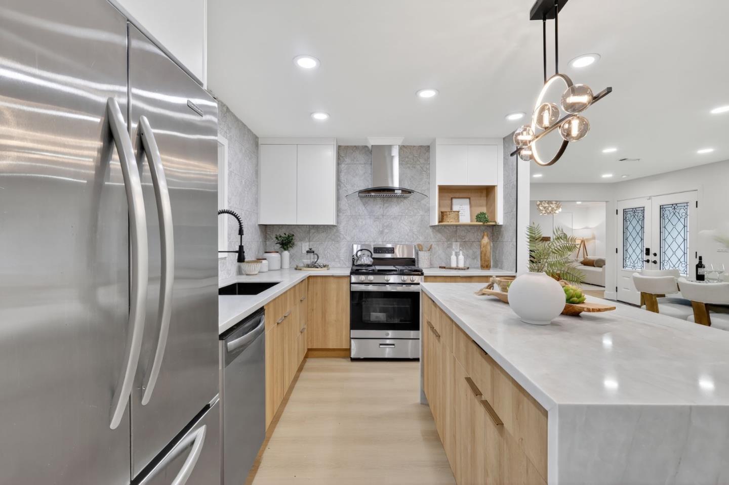 Detail Gallery Image 13 of 40 For 903 Lanewood Dr, San Jose,  CA 95125 - 4 Beds | 2 Baths