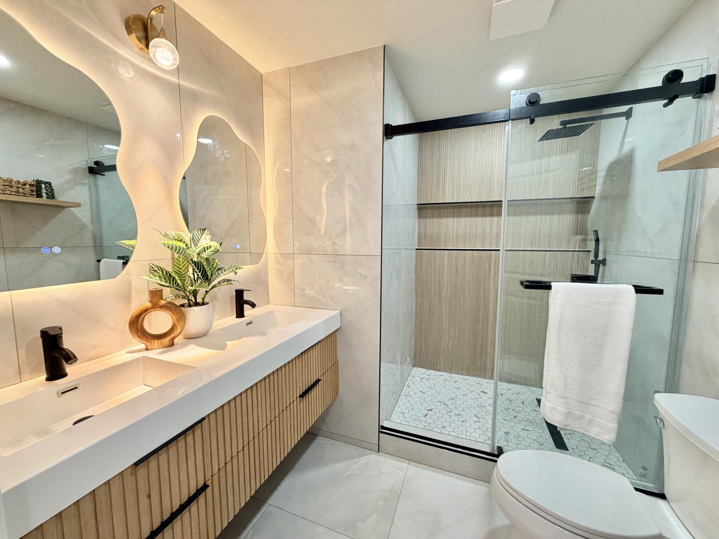 Detail Gallery Image 17 of 40 For 903 Lanewood Dr, San Jose,  CA 95125 - 4 Beds | 2 Baths