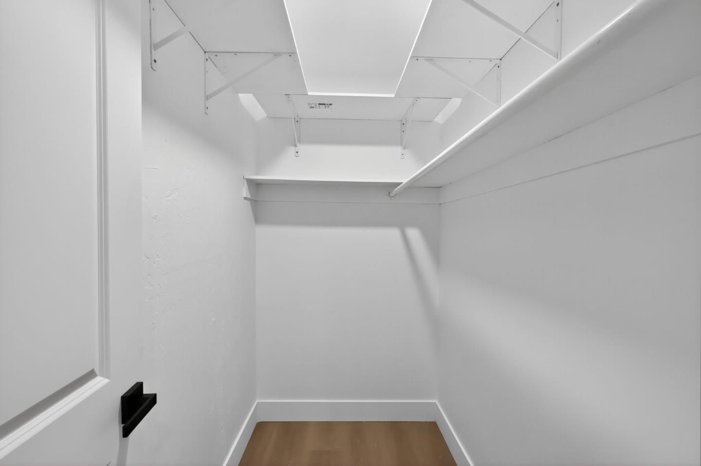 Detail Gallery Image 21 of 40 For 903 Lanewood Dr, San Jose,  CA 95125 - 4 Beds | 2 Baths