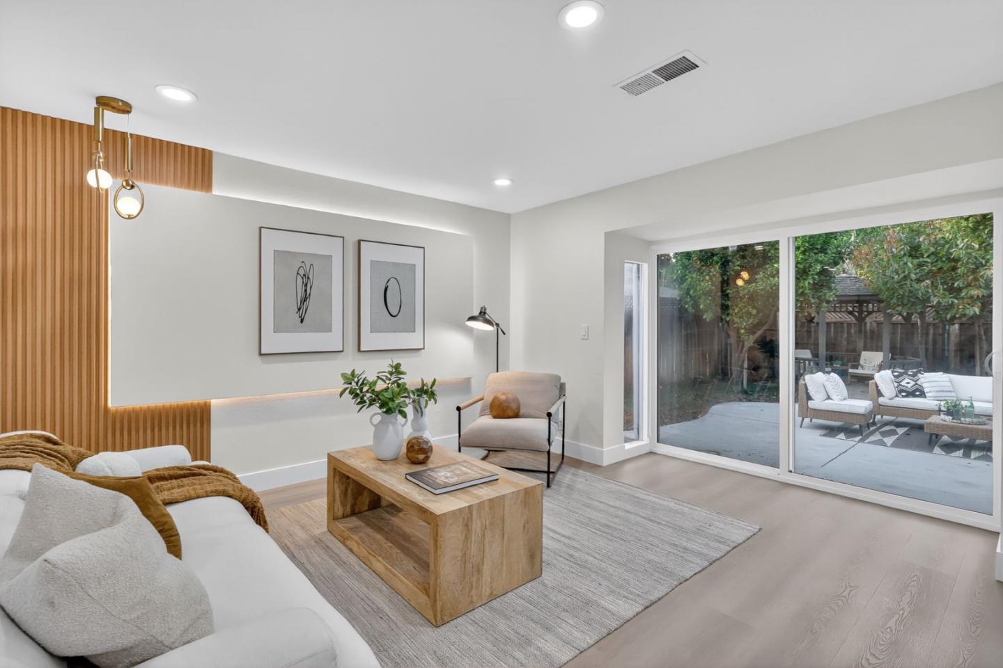 Detail Gallery Image 9 of 40 For 903 Lanewood Dr, San Jose,  CA 95125 - 4 Beds | 2 Baths