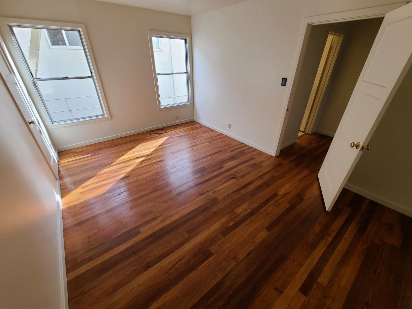 Detail Gallery Image 11 of 15 For 1238 El Camino Real #2,  Burlingame,  CA 94010 - 1 Beds | 1 Baths