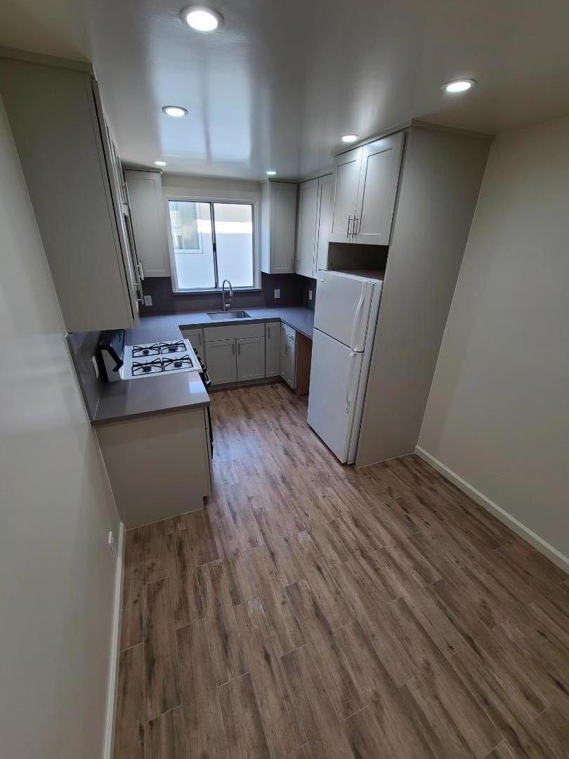 Detail Gallery Image 6 of 15 For 1238 El Camino Real #2,  Burlingame,  CA 94010 - 1 Beds | 1 Baths