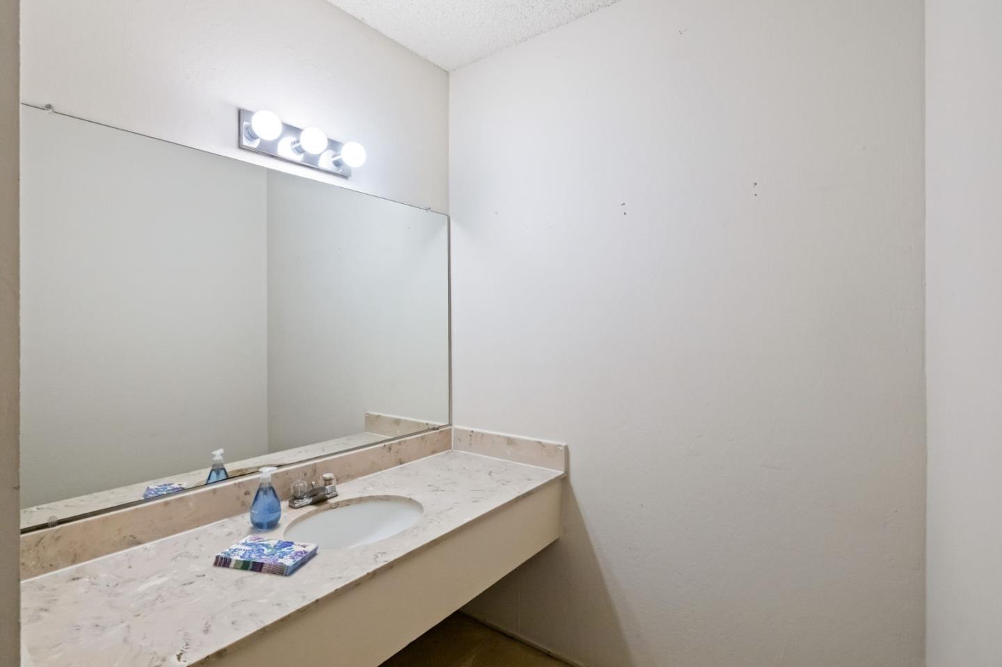 Detail Gallery Image 20 of 32 For 4289 George Ave #4,  San Mateo,  CA 94403 - 1 Beds | 1 Baths