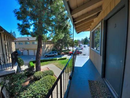 Detail Gallery Image 17 of 43 For 3813 Barker Dr, San Jose,  CA 95117 - – Beds | – Baths