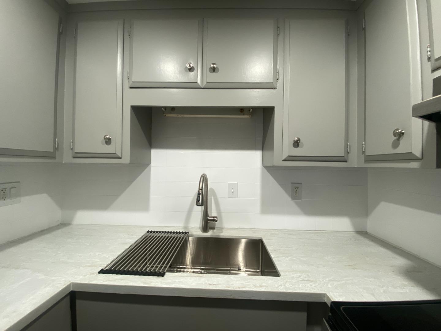 Detail Gallery Image 21 of 43 For 3813 Barker Dr, San Jose,  CA 95117 - – Beds | – Baths