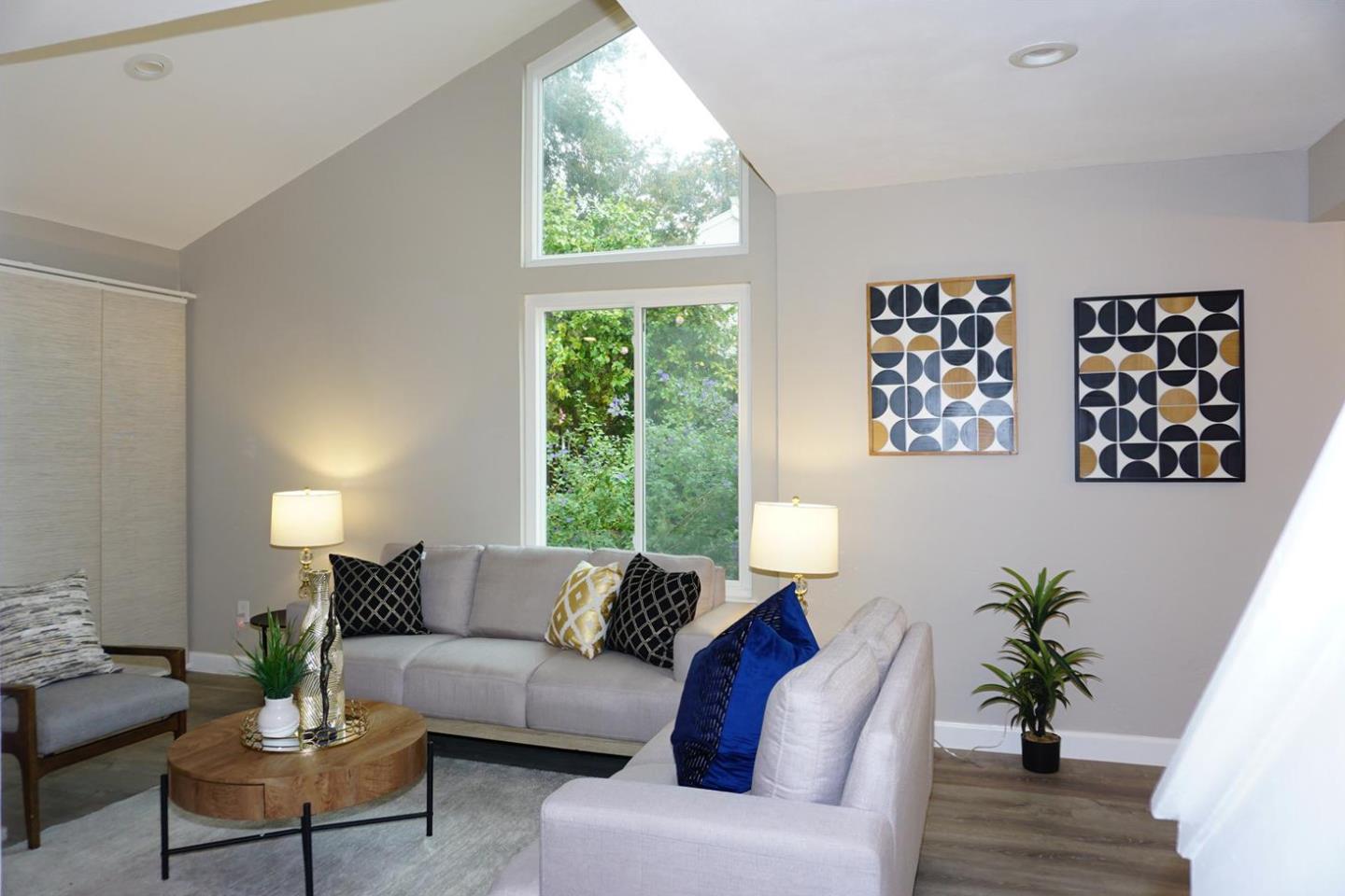 Detail Gallery Image 6 of 29 For 618 S Fair Oaks Ave, Sunnyvale,  CA 94086 - 2 Beds | 2 Baths