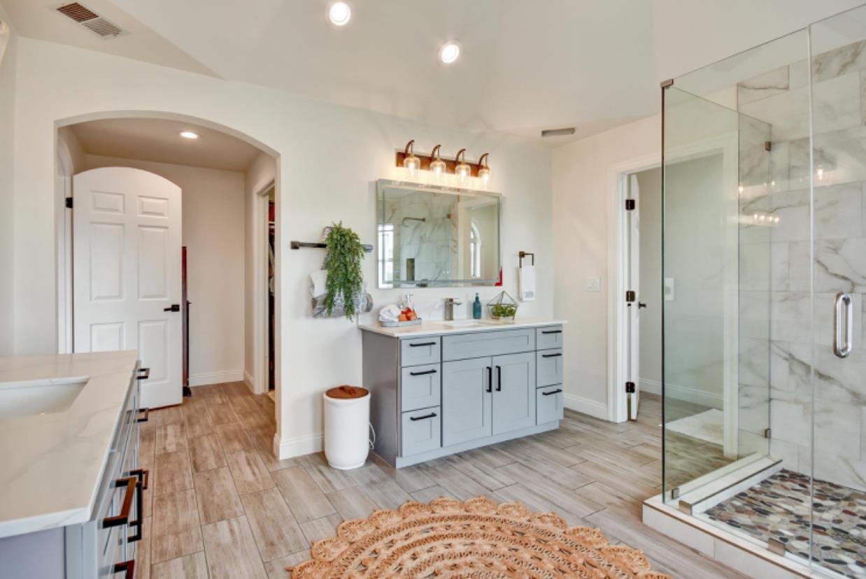 Detail Gallery Image 18 of 35 For 194 Lantz Dr, Morgan Hill,  CA 95037 - 4 Beds | 5 Baths