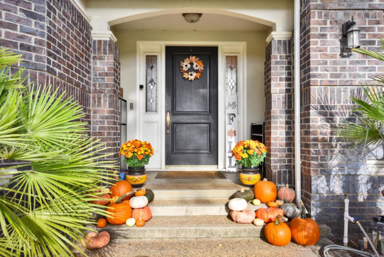 Detail Gallery Image 2 of 35 For 194 Lantz Dr, Morgan Hill,  CA 95037 - 4 Beds | 5 Baths