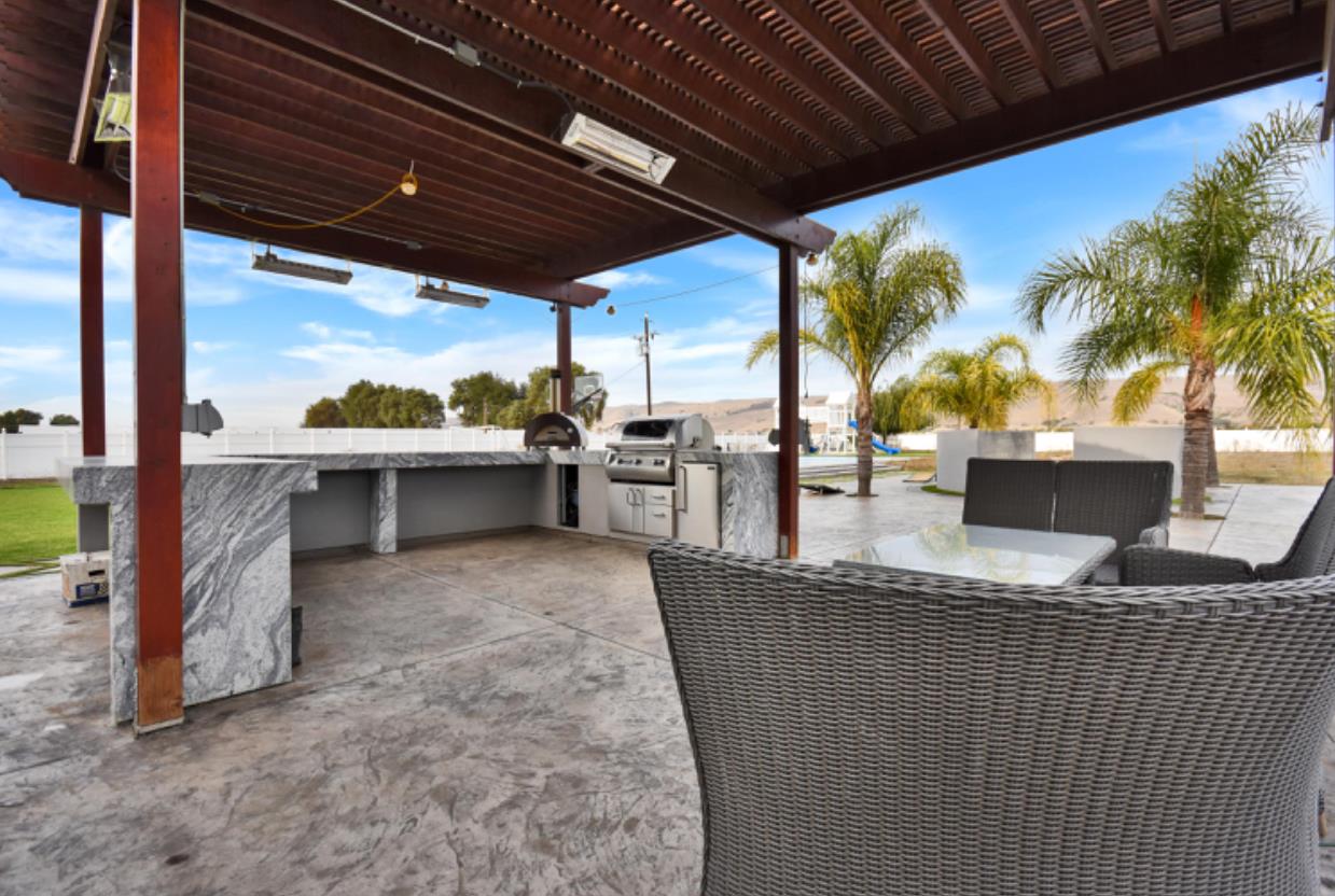 Detail Gallery Image 27 of 35 For 194 Lantz Dr, Morgan Hill,  CA 95037 - 4 Beds | 5 Baths