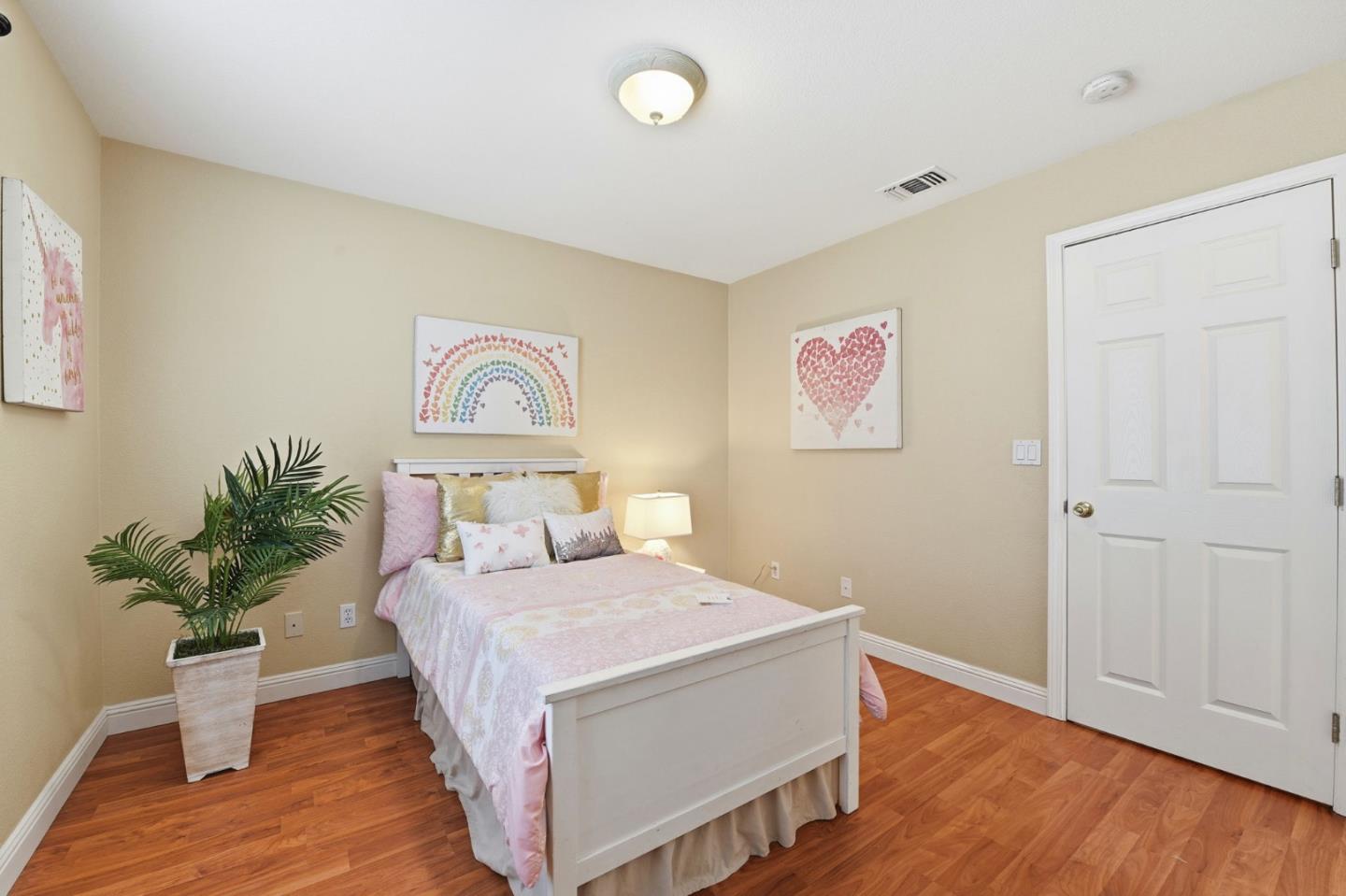 Detail Gallery Image 18 of 30 For 2979 Stallion Way, San Jose,  CA 95121 - 3 Beds | 2/1 Baths