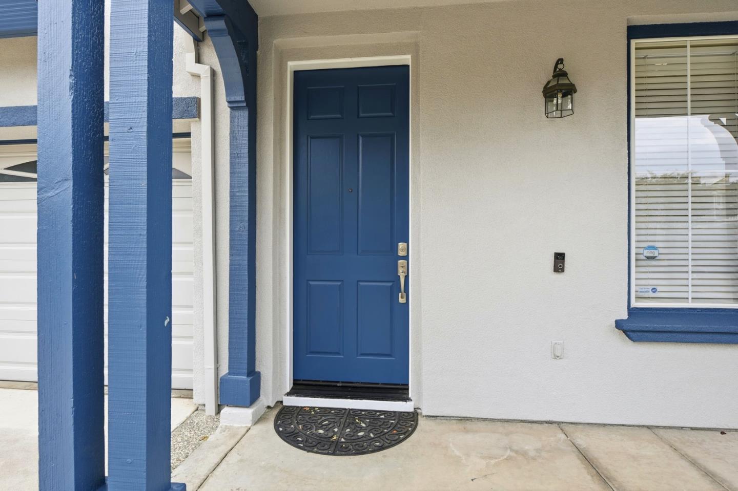 Detail Gallery Image 2 of 30 For 2979 Stallion Way, San Jose,  CA 95121 - 3 Beds | 2/1 Baths