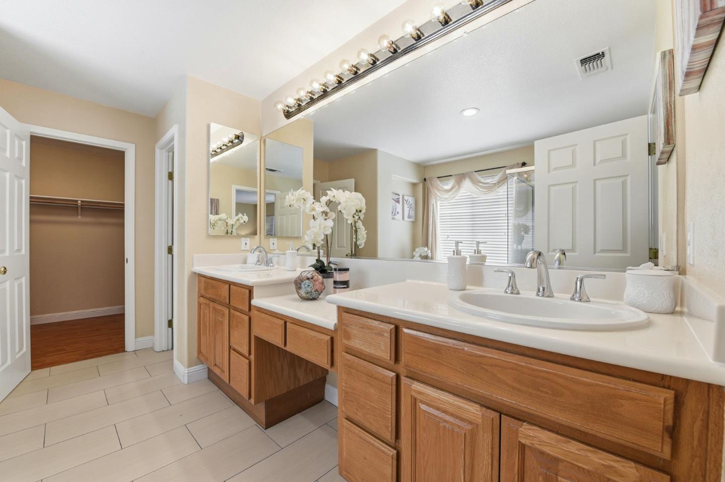 Detail Gallery Image 23 of 30 For 2979 Stallion Way, San Jose,  CA 95121 - 3 Beds | 2/1 Baths