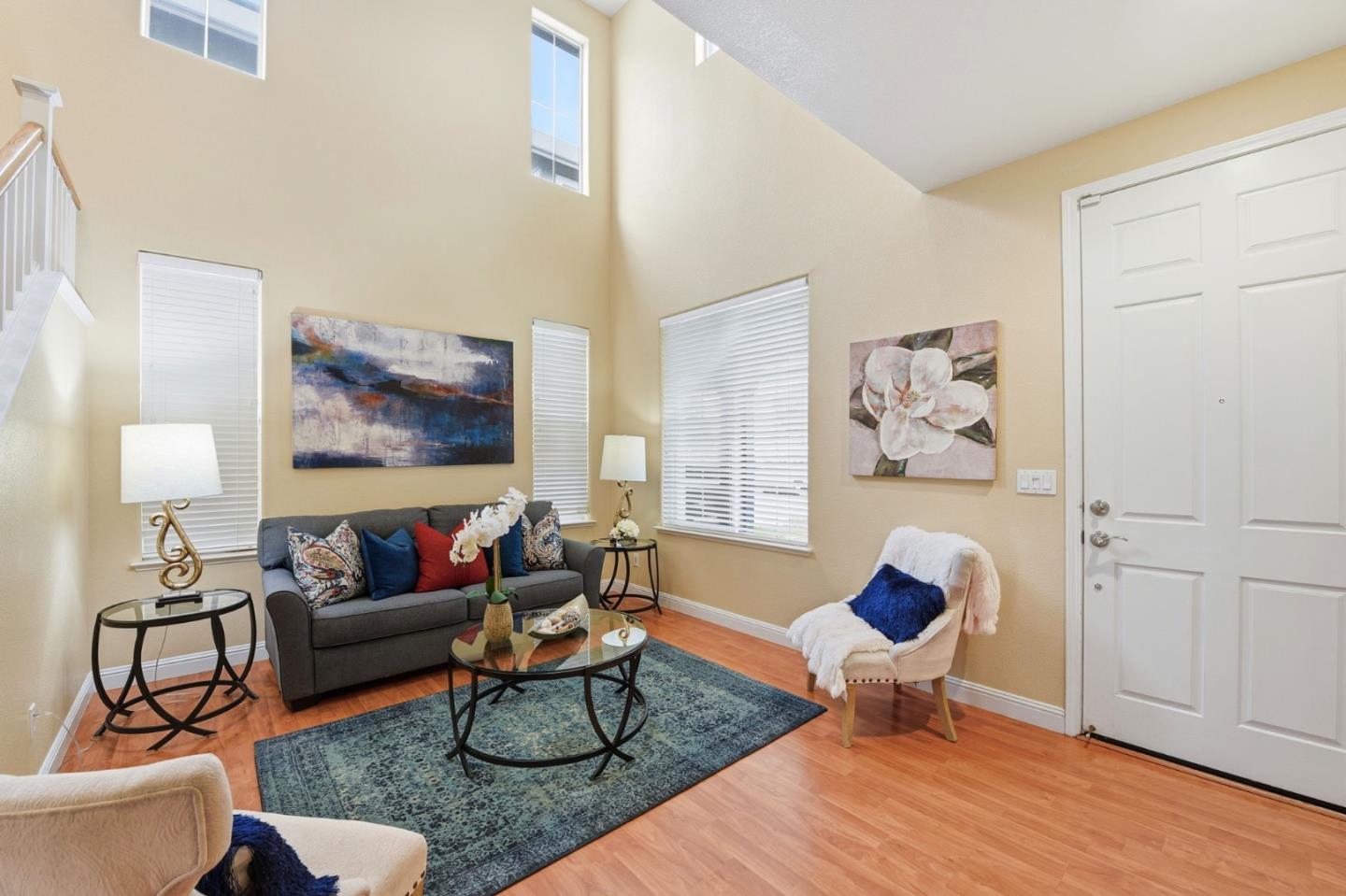 Detail Gallery Image 3 of 30 For 2979 Stallion Way, San Jose,  CA 95121 - 3 Beds | 2/1 Baths