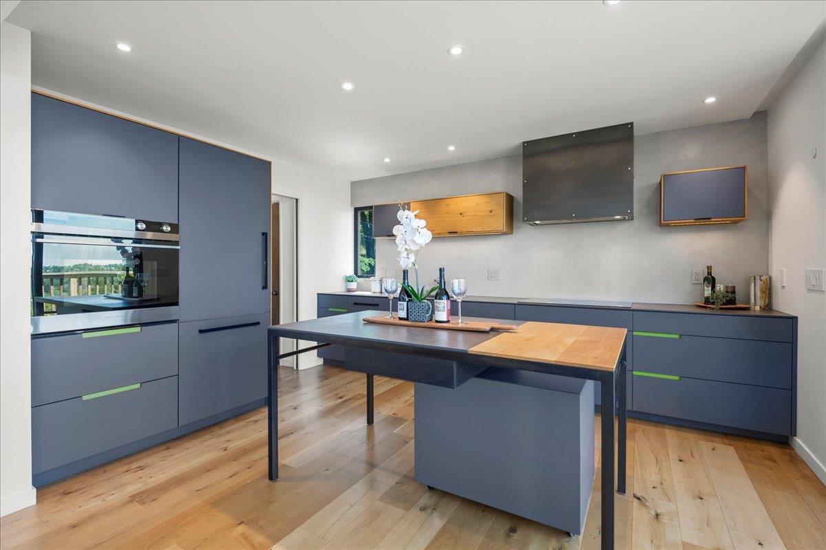 Detail Gallery Image 16 of 29 For 25 Grove St, Los Gatos,  CA 95030 - 4 Beds | 3/1 Baths