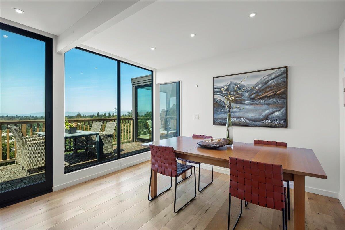 Detail Gallery Image 17 of 29 For 25 Grove St, Los Gatos,  CA 95030 - 4 Beds | 3/1 Baths