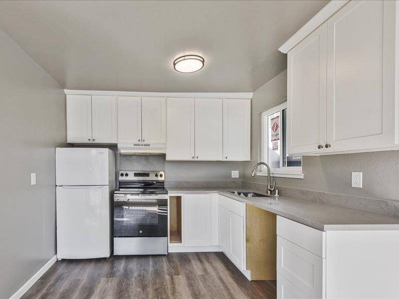 Detail Gallery Image 10 of 46 For 750 Bacon St #2,  San Francisco,  CA 94134 - 2 Beds | 1 Baths