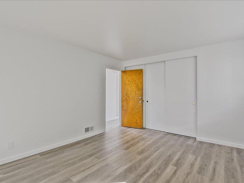 Detail Gallery Image 14 of 46 For 750 Bacon St #2,  San Francisco,  CA 94134 - 2 Beds | 1 Baths