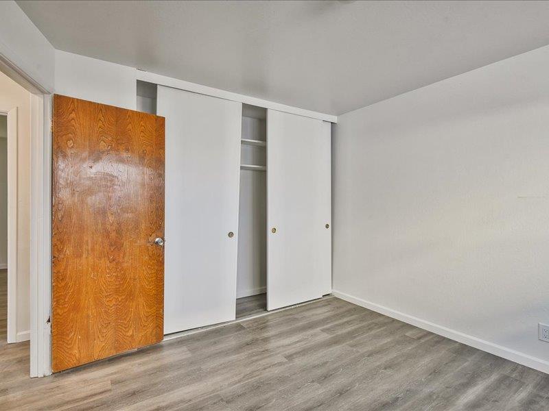 Detail Gallery Image 15 of 46 For 750 Bacon St #2,  San Francisco,  CA 94134 - 2 Beds | 1 Baths