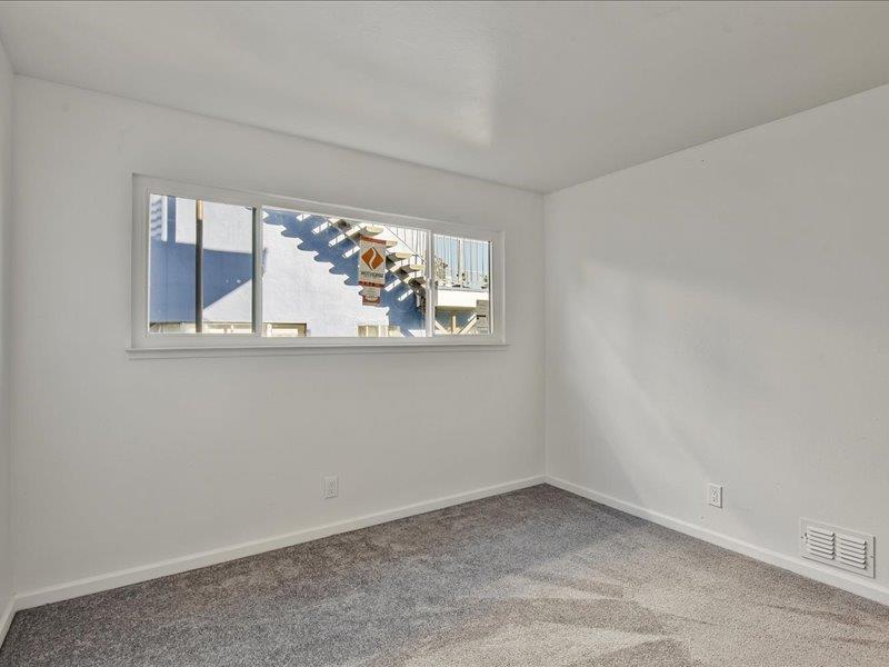 Detail Gallery Image 34 of 46 For 750 Bacon St #2,  San Francisco,  CA 94134 - 2 Beds | 1 Baths
