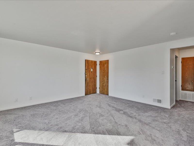 Detail Gallery Image 41 of 46 For 750 Bacon St #2,  San Francisco,  CA 94134 - 2 Beds | 1 Baths