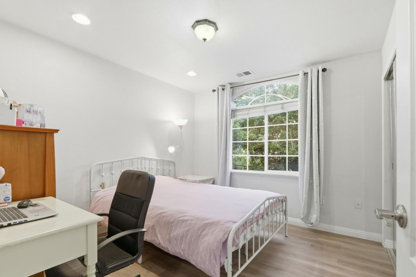 Detail Gallery Image 10 of 29 For 539 Boynton Ave, San Jose,  CA 95117 - 3 Beds | 2/1 Baths