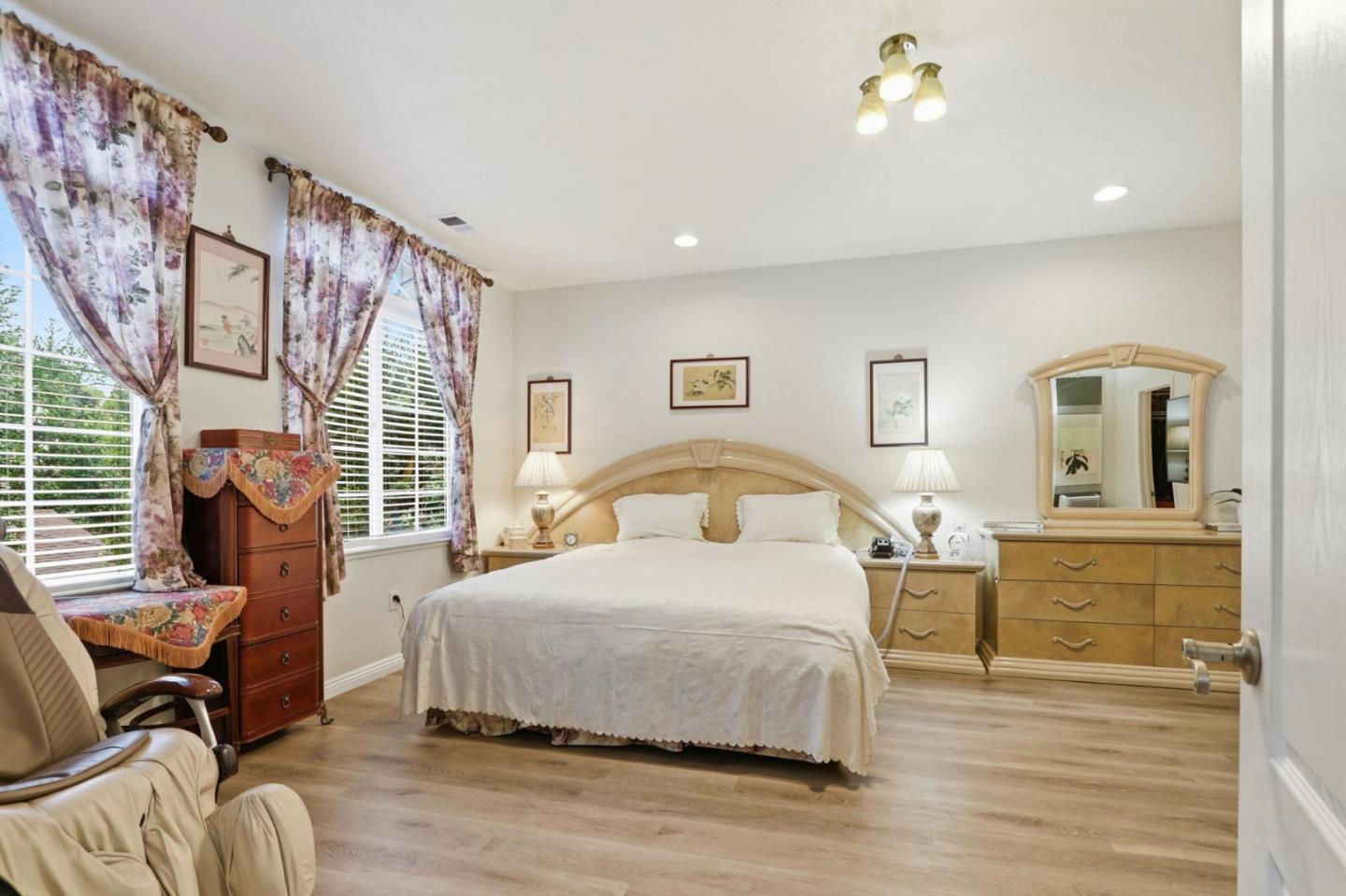 Detail Gallery Image 15 of 29 For 539 Boynton Ave, San Jose,  CA 95117 - 3 Beds | 2/1 Baths