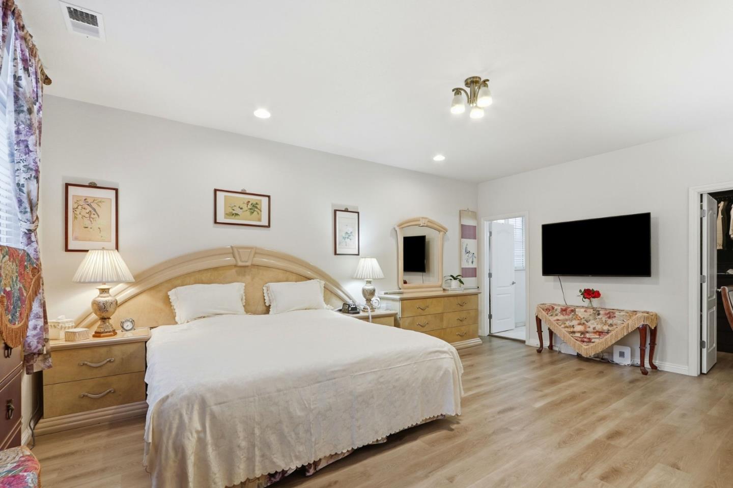 Detail Gallery Image 16 of 29 For 539 Boynton Ave, San Jose,  CA 95117 - 3 Beds | 2/1 Baths